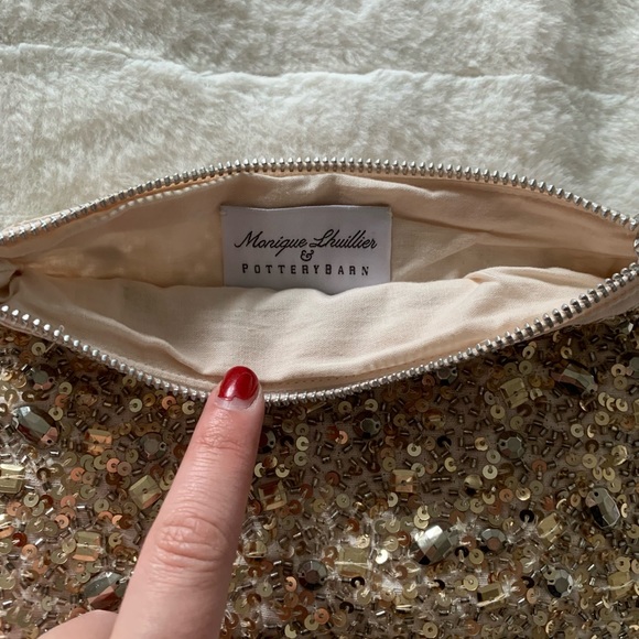 New Monique Lhuillier & Pottery Barn Blossom Beaded Makeup Bag - Picture 2 of 3
